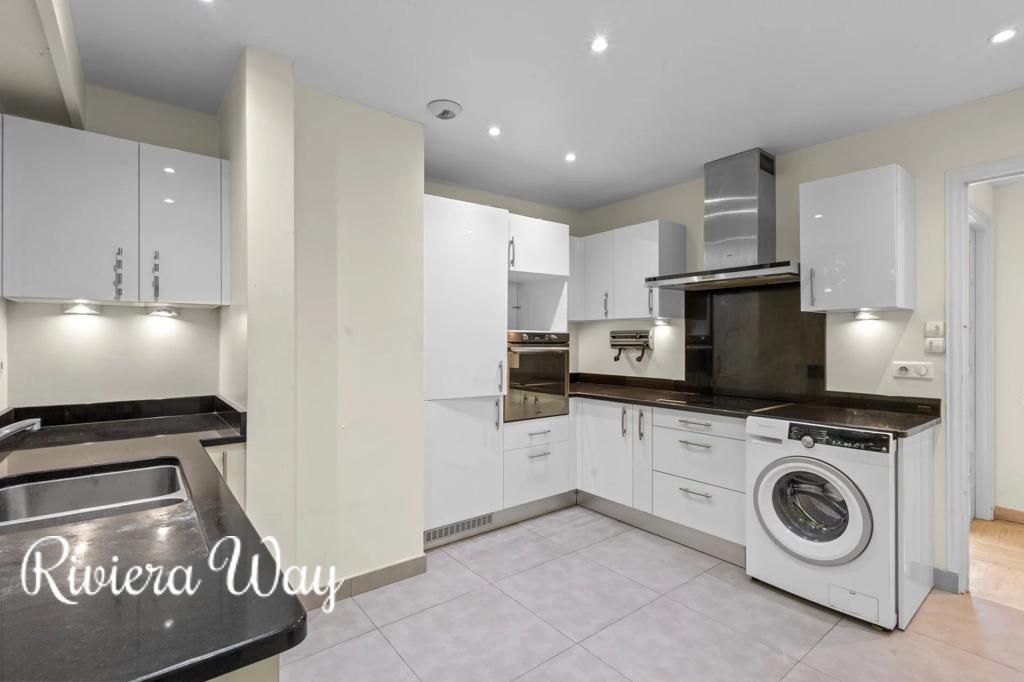 4 room apartment in Le Cannet, photo #3, listing #104520528