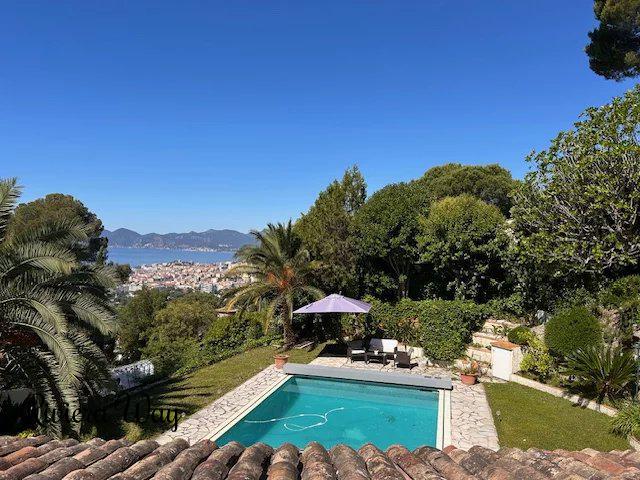 5 room villa in Cannes, photo #5, listing #103207902