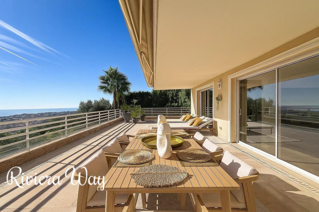 5 room apartment in Le Cannet, photo #7, listing #104508306