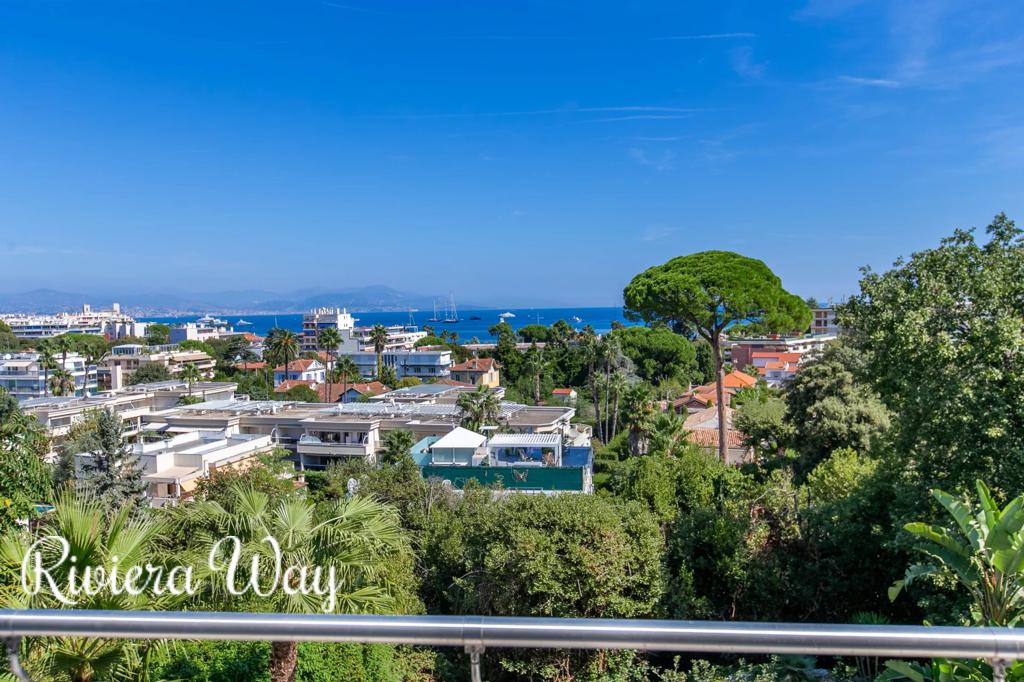 7 room villa in Cap d'Antibes, photo #2, listing #105406224