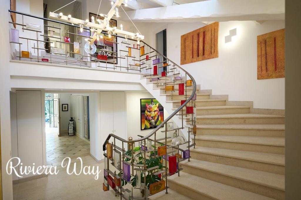 17 room villa in Fayence, photo #3, listing #101254146