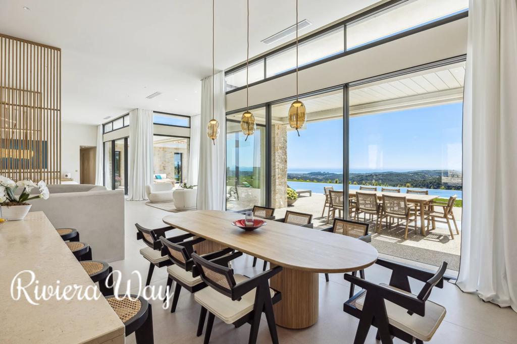 9 room villa in Roquefort-les-Pins, photo #2, listing #102918312