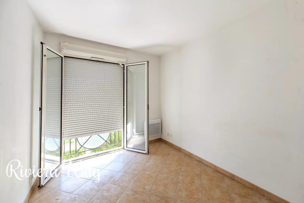 2 room apartment in Villefranche-sur-Mer, photo #2, listing #94012296