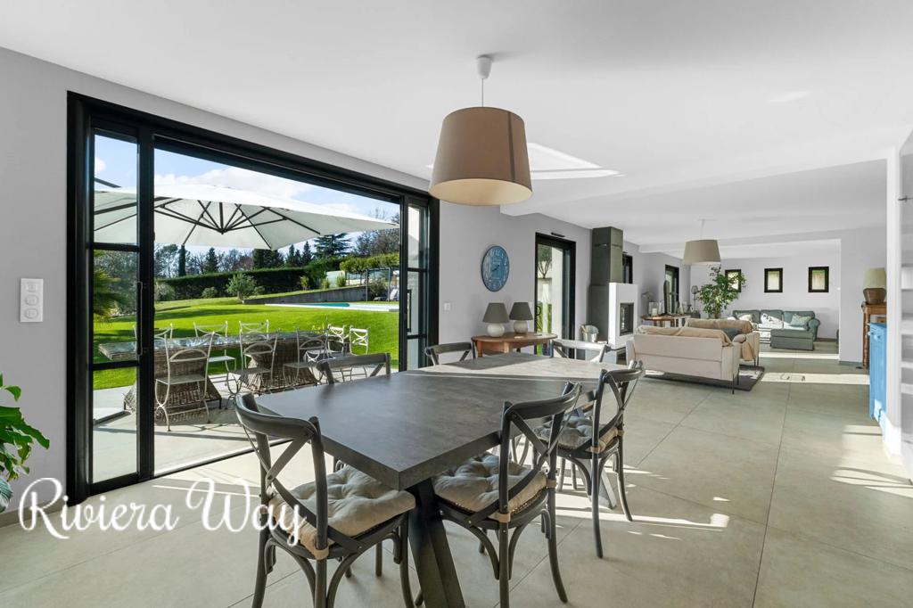 7 room villa in Chateauneuf-Grasse, photo #6, listing #105241164