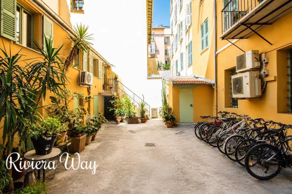 2 room apartment in Le Port, photo #7, listing #106462524