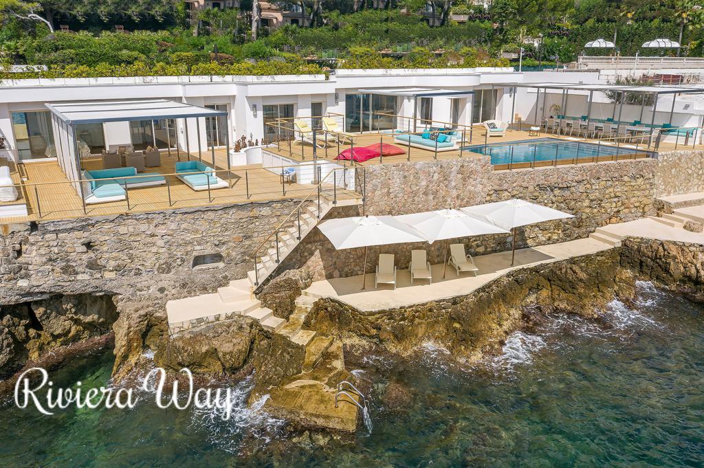 5 room villa in Cap d'Antibes, photo #2, listing #78787842