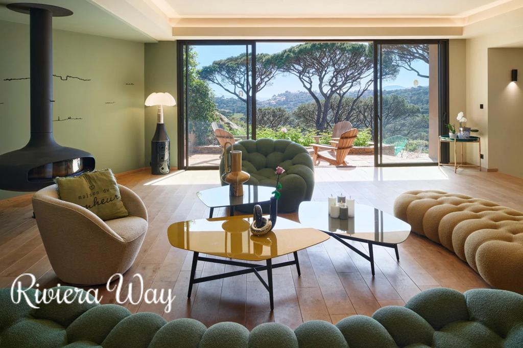 7 room villa in La Croix-Valmer, photo #6, listing #106070874
