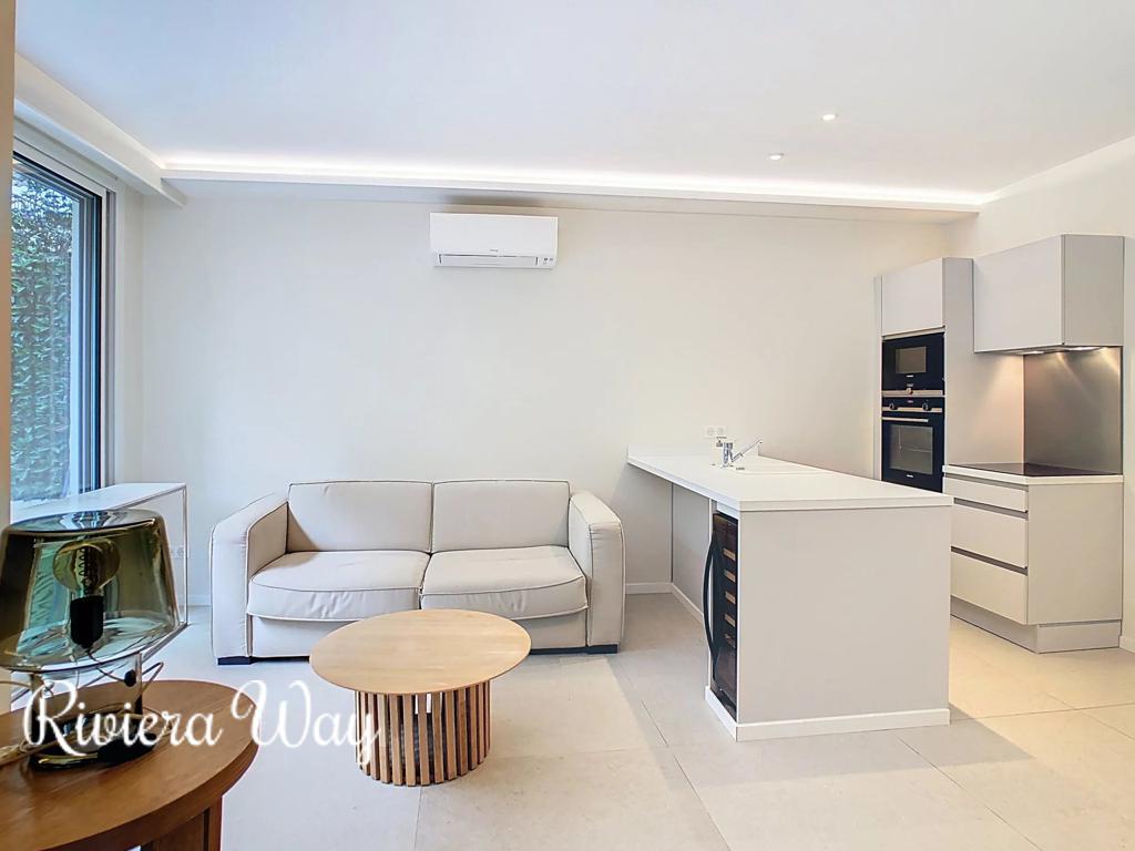 3 room apartment in Port Palm Beach, photo #3, listing #104501964