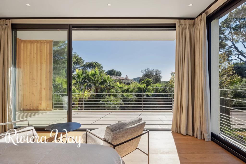 10 room villa in Mougins, photo #1, listing #102921252