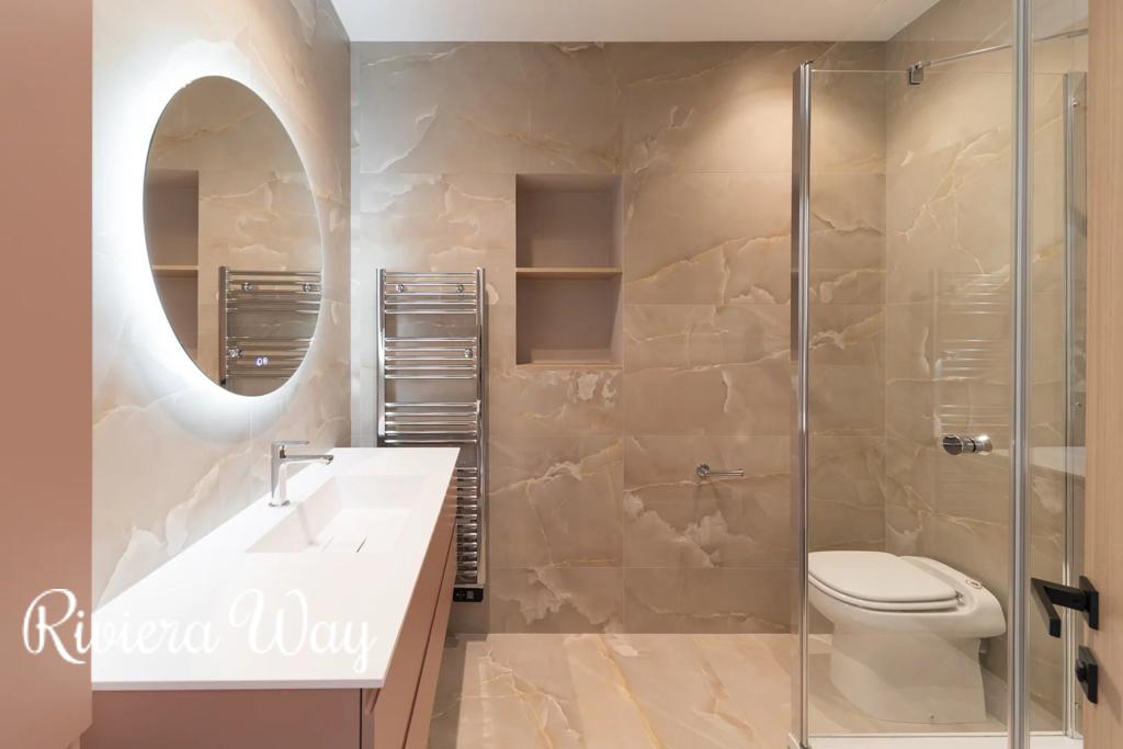 4 room apartment in Cannes, photo #6, listing #105773766