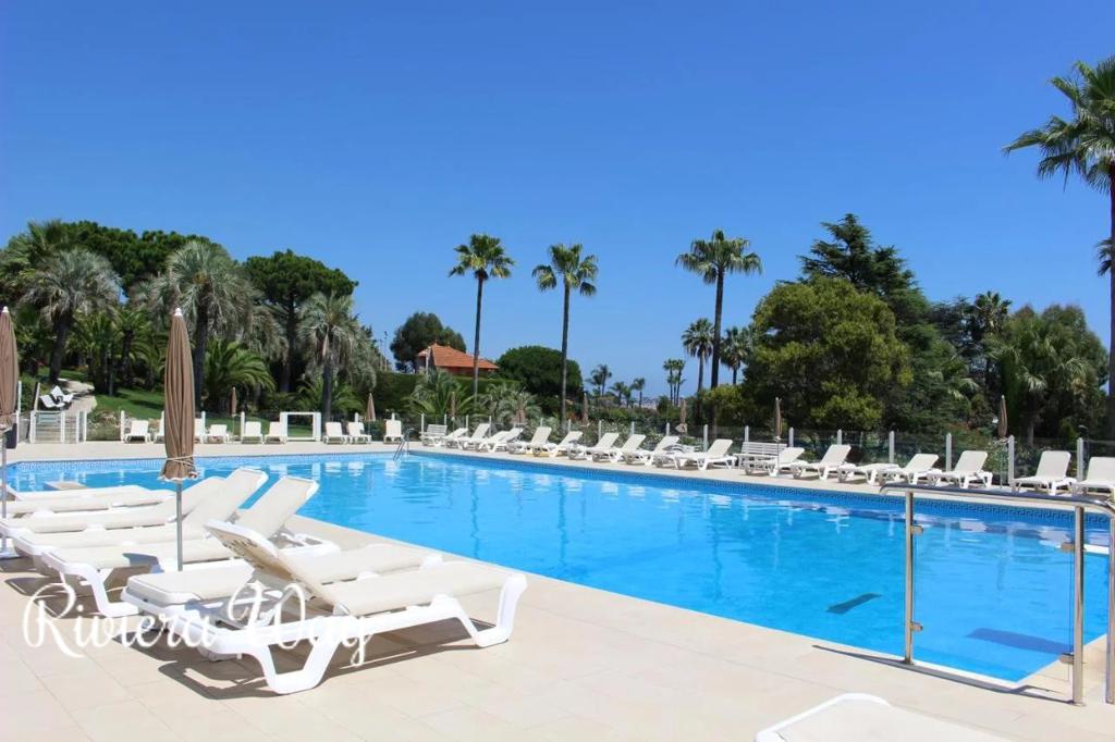 3 room apartment in Cannes, photo #6, listing #101925684