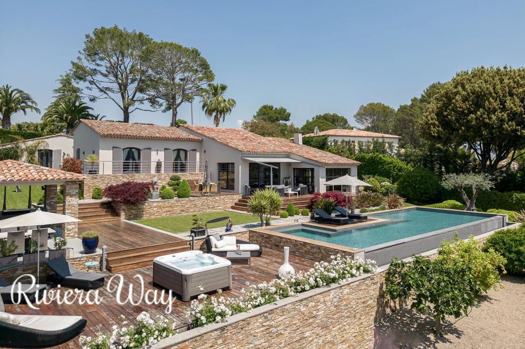 8 room villa in Mougins, photo #7, listing #94881990