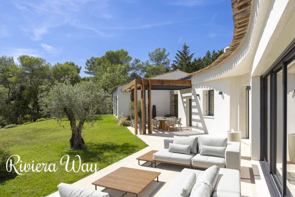 7 room villa in Mougins, photo #9, listing #106990674