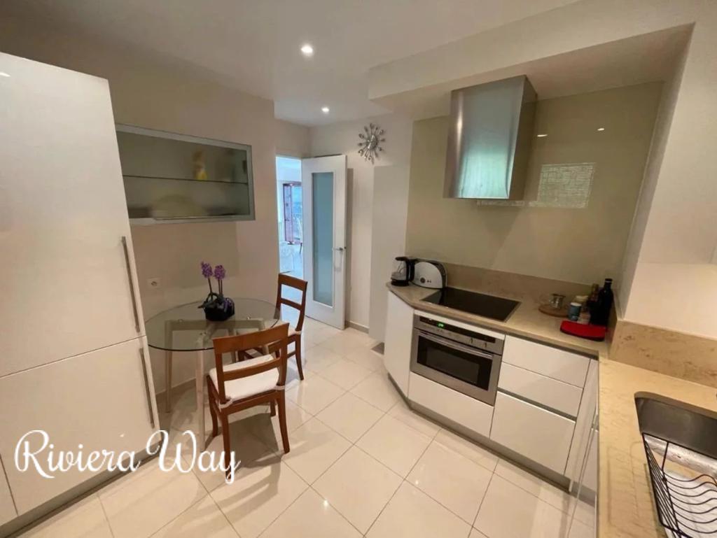 3 room apartment in Villefranche-sur-Mer, photo #5, listing #106514058