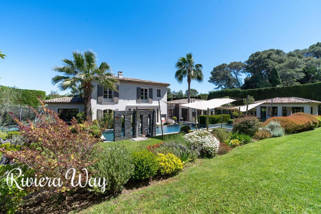6 room villa in Mougins, photo #2, listing #106328880
