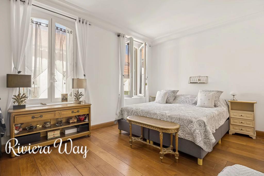 3 room apartment in Cannes, photo #8, listing #106452360